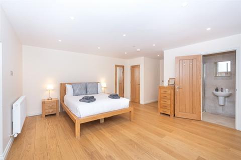 4 bedroom house for sale, Malltraeth, Bodorgan, Isle of Anglesey, LL62