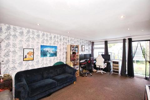 2 bedroom bungalow for sale, Stonelea, Dursley, Gloucestershire, GL11
