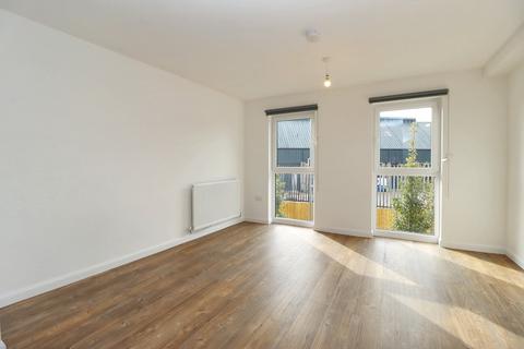 2 bedroom duplex to rent, Kilpatrick Bow, Edinburgh, Midlothian, EH6