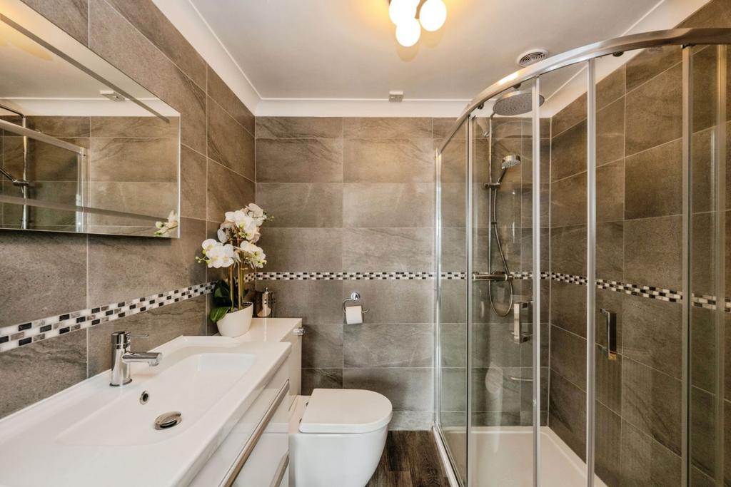 Master En-suite