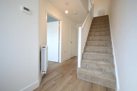 2 bedroom terraced house to rent, South Meadow, Saddlers Reach, Chichester, PO19