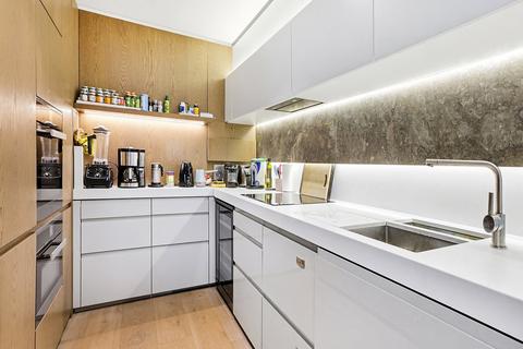 1 bedroom apartment to rent, Pearson Square, Fitzroy Place, W1T