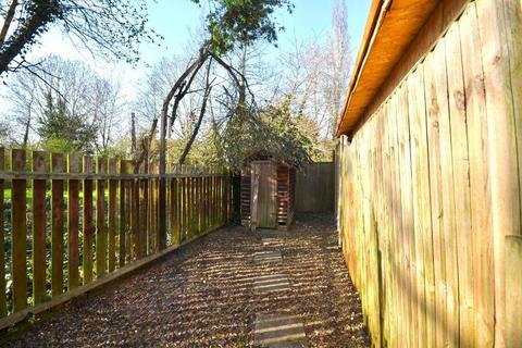 undefined, Heelands, Milton Keynes MK13