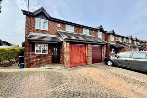 3 bedroom semi-detached house for sale, Tameton Close, Wigmore, Luton, Bedfordshire, LU2 8UX