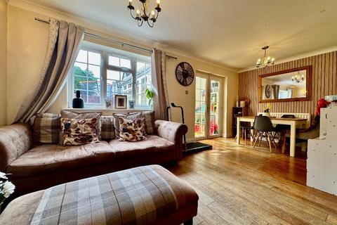 3 bedroom semi-detached house for sale, Tameton Close, Wigmore, Luton, Bedfordshire, LU2 8UX