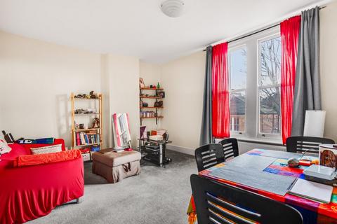 1 bedroom flat to rent, Walm Lane, London NW2