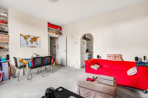 1 bedroom flat to rent, Walm Lane, London NW2