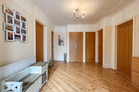 undefined, Old Mill Close, Wirral, CH60