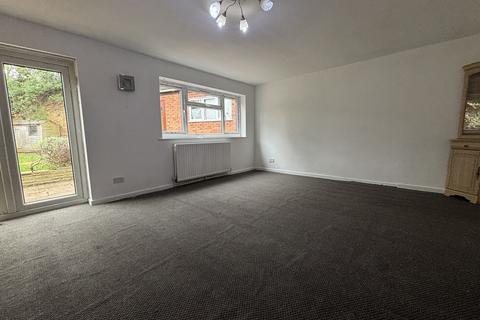 4 bedroom semi-detached house to rent, Bridge Street, WARWICK