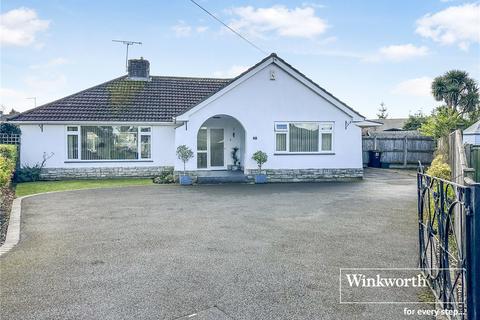 3 bedroom bungalow for sale, Stalbridge Drive, Dorset BH22