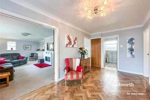 3 bedroom bungalow for sale, Stalbridge Drive, Dorset BH22