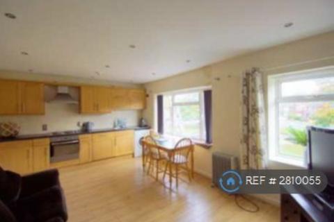 1 bedroom flat to rent, Pendas Way, Leeds, LS15