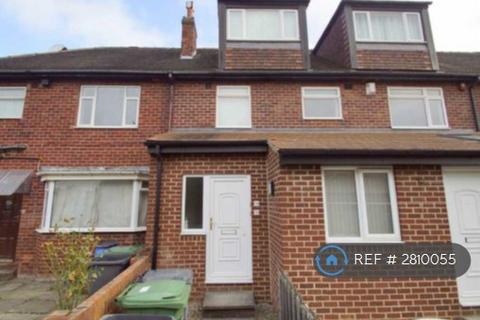 1 bedroom flat to rent, Pendas Way, Leeds, LS15