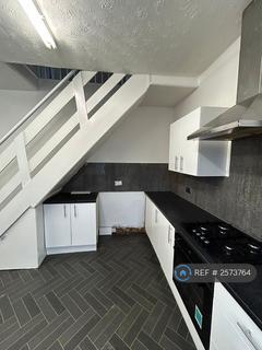 2 bedroom terraced house to rent, Woodgate St, Bolton, BL3