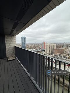 Studio to rent, Corson House, London, E14