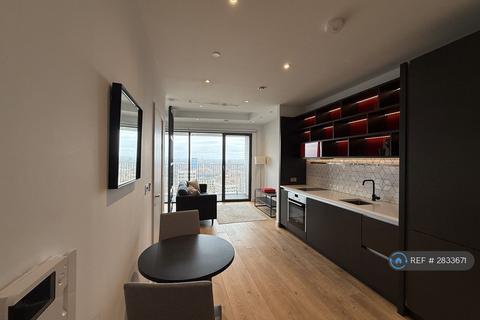 Studio to rent, Corson House, London, E14