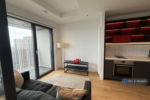 Studio to rent, Corson House, London, E14