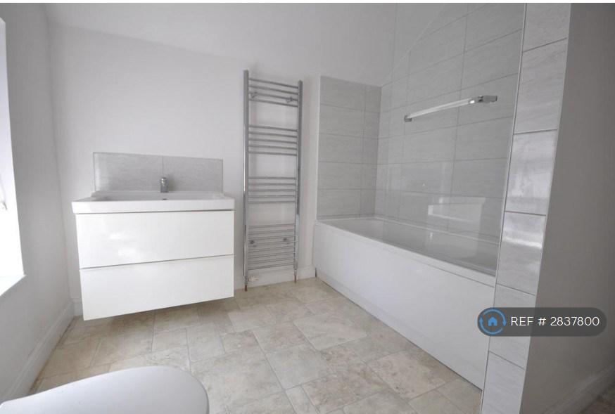 Upstairs Bathroom