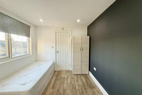 undefined, Northcote Avenue, Southall