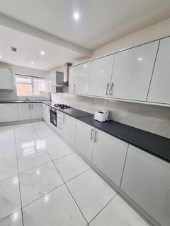 undefined, Northcote Avenue, Southall