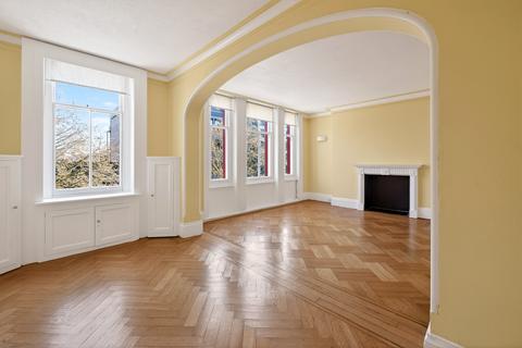 2 bedroom flat for sale, Old Marylebone Road, London, NW1