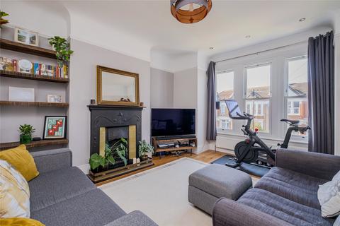 3 bedroom maisonette for sale, Harborough Road, London SW16