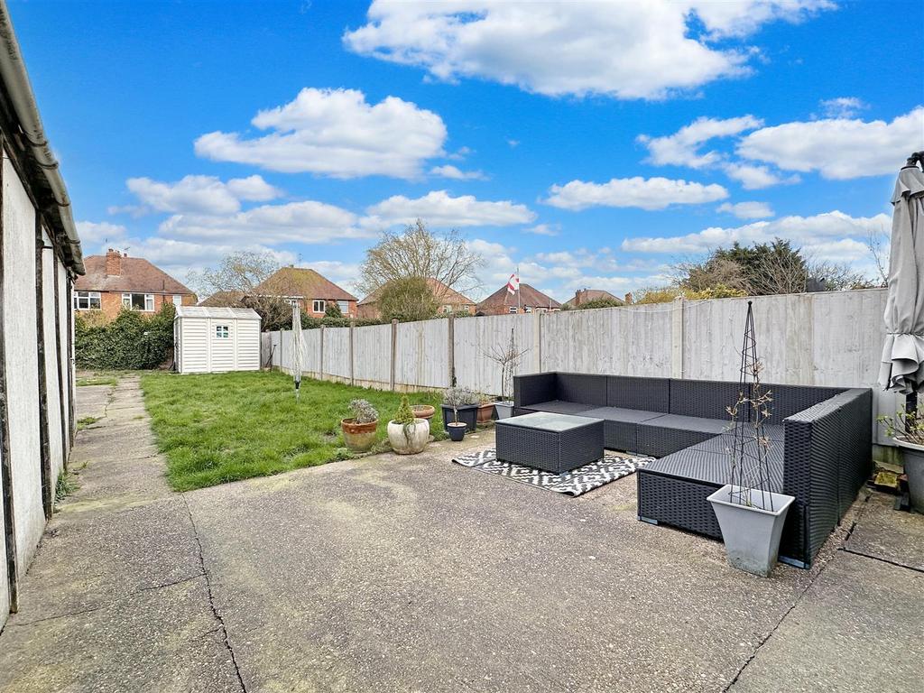 Well-Appointed Rear Garden 437
