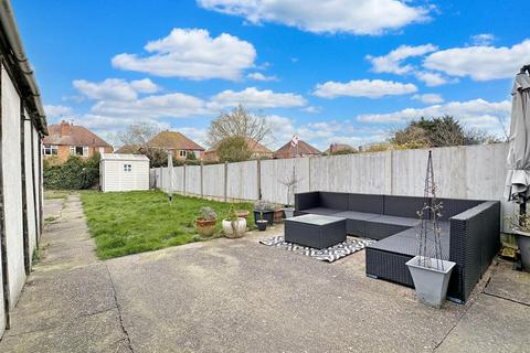 undefined, Beeston Road, Newark