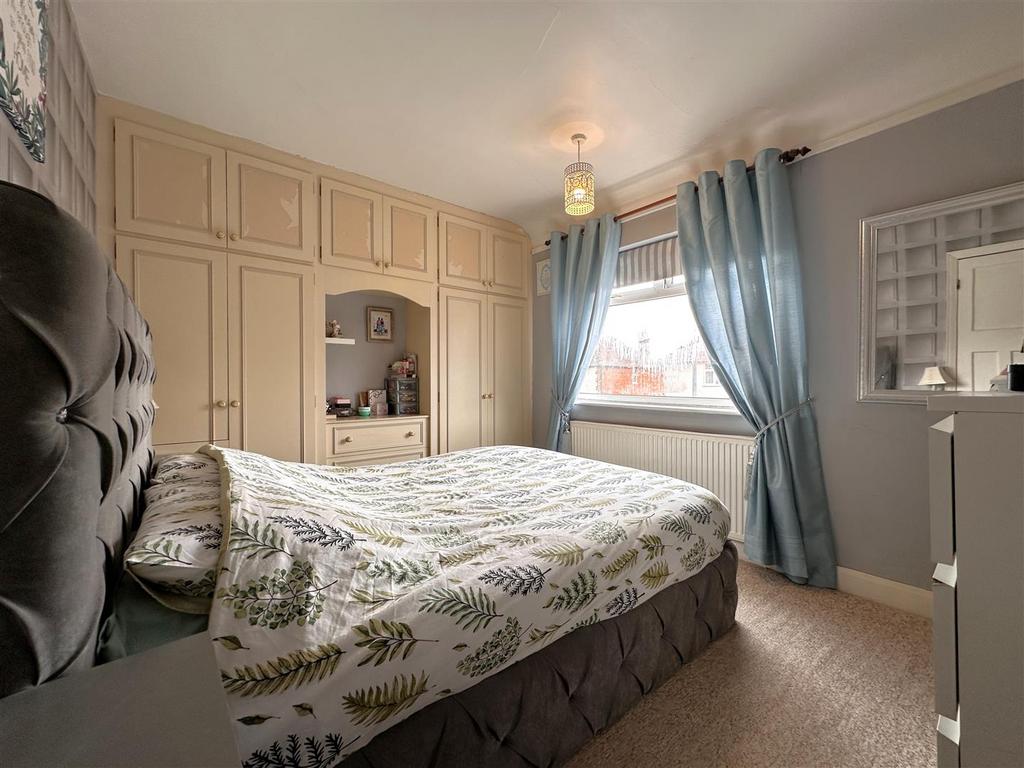 Bedroom One With Fitted Wardrobes 356