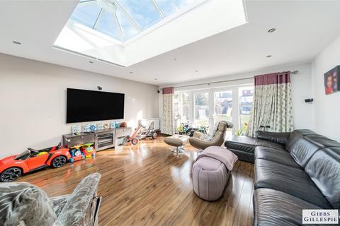 5 bedroom semi-detached house for sale, Moat Drive, Harrow, Middlesex