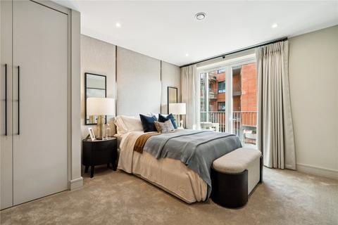 3 bedroom apartment for sale, London Square, SW17