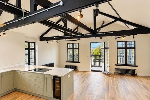 2 bedroom townhouse for sale, Cathedral Close, Exeter, EX1
