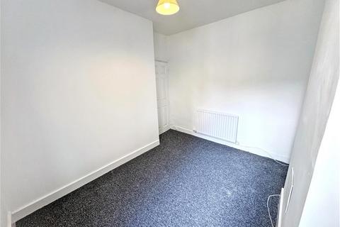 2 bedroom maisonette to rent, Ling Road, Canning Town