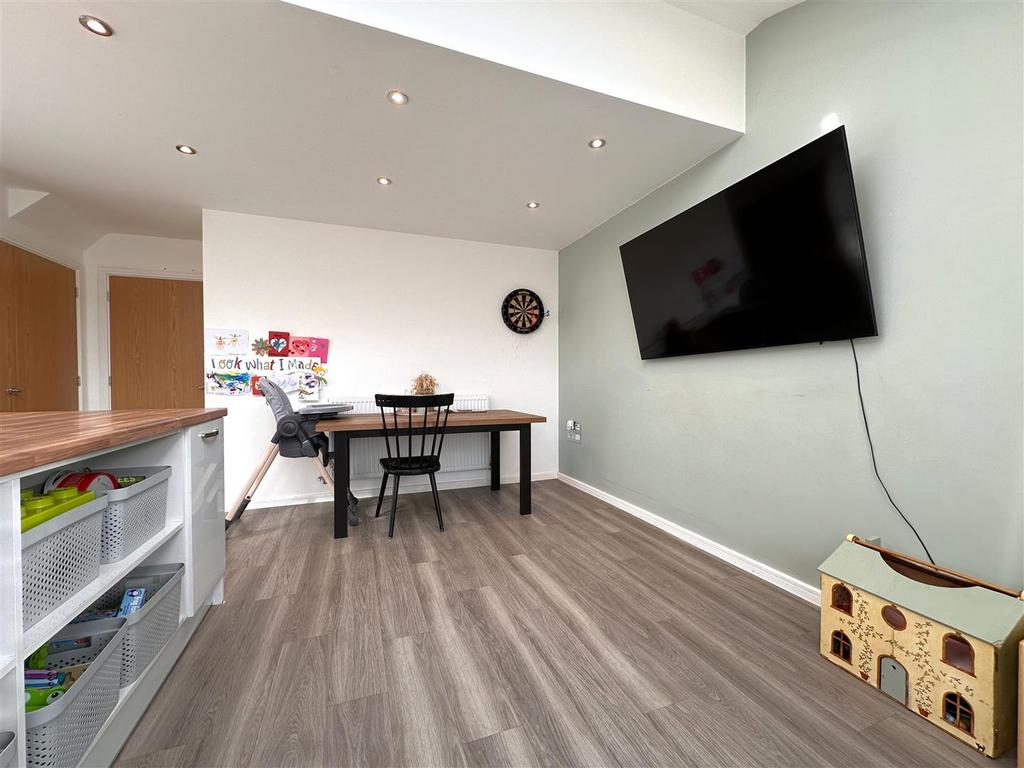 Dining Area 893