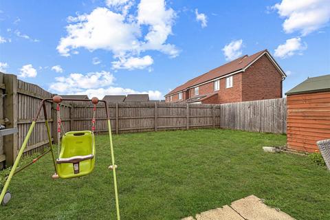 undefined, Cloverfield Place, Middlebeck, Newark