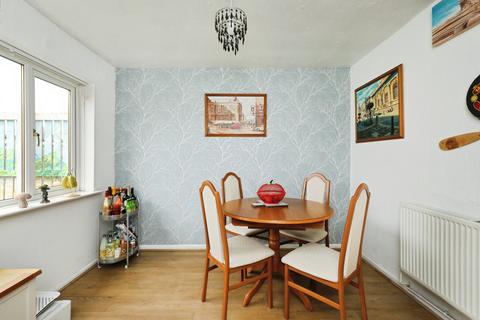 2 bedroom semi-detached house for sale, Primrose Circle, Doncaster, DN11