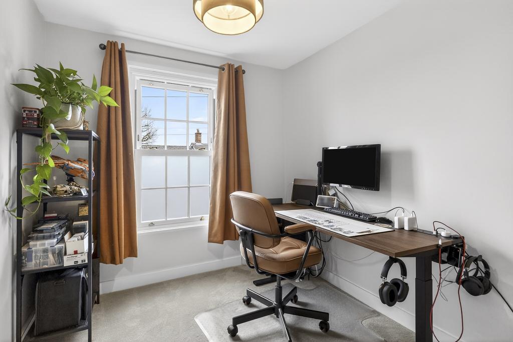 Bedroom Three/Study