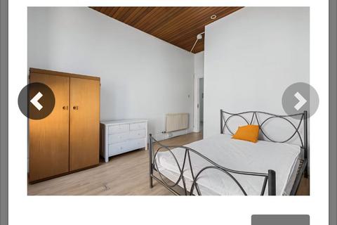 4 bedroom flat to rent, /,  Gibson Street, Glasgow