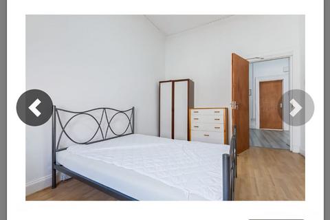 4 bedroom flat to rent, /,  Gibson Street, Glasgow