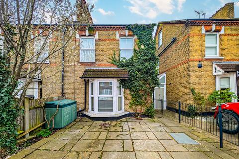 4 bedroom semi-detached house for sale, Courthope Villas, London