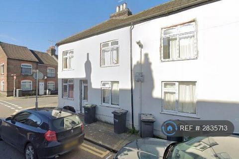 2 bedroom flat to rent, Cardiff Road, Luton, LU1