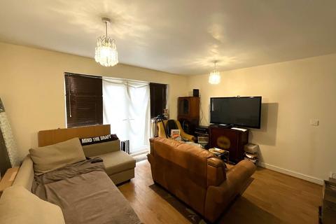 2 bedroom terraced house for sale, Gunhills Lane, Armthorpe, DN3