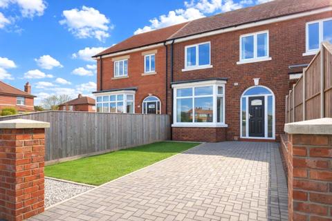 3 bedroom terraced house for sale, Moorland Road, Lytham St. Annes, Lancashire, FY8