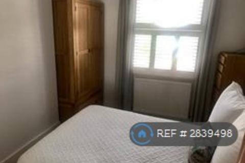 1 bedroom maisonette to rent, Parkfields, London, SW15