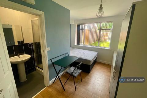 1 bedroom in a house share to rent, Gipsy Lane, Birmingham, B23