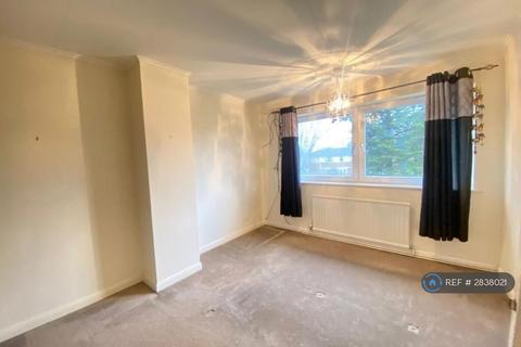 3 bedroom terraced house to rent, Faulkner Way, High Wycombe, HP13