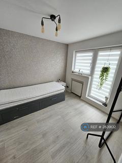 undefined, Sherbrooke Close, Worthing, BN13