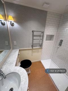 3 bedroom flat to rent, Holland Park, London, W11