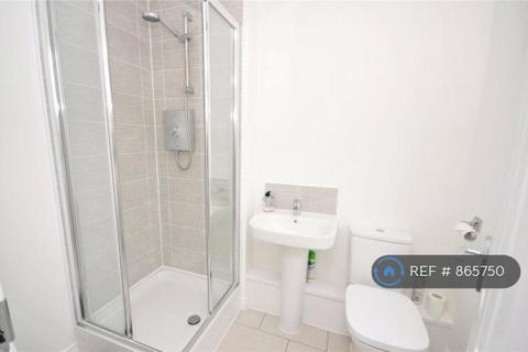 undefined, Berryfields, Aylesbury, HP18