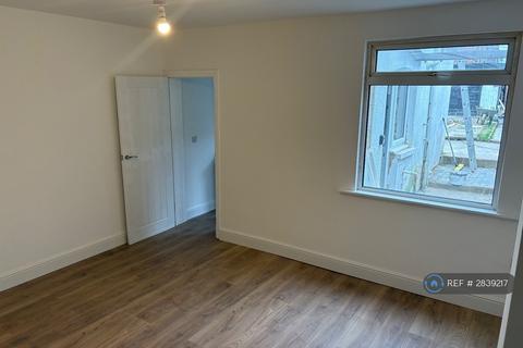 undefined, Lawford Road, Rugby, CV21